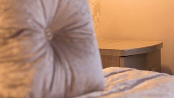 Castle Arch Hotel