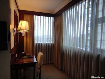 Cebu Parklane International Hotel