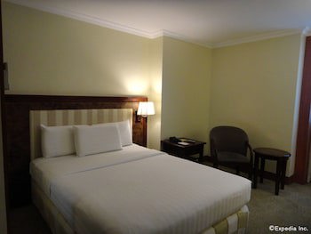 Cebu Parklane International Hotel