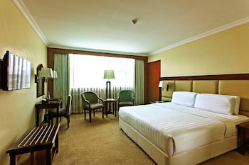 Cebu Parklane International Hotel