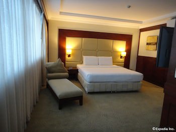 Cebu Parklane International Hotel