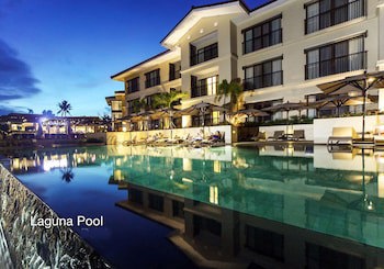 Fairways And Bluewater Boracay