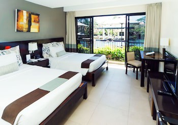 Fairways And Bluewater Boracay