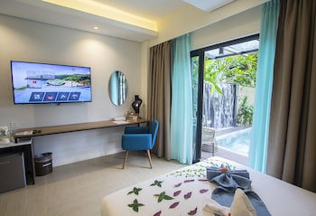 Fairways And Bluewater Boracay