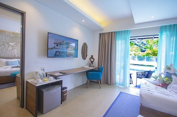 Fairways And Bluewater Boracay