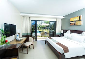 Fairways And Bluewater Boracay