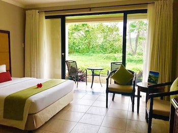 Fairways And Bluewater Boracay