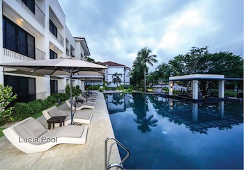 Fairways And Bluewater Boracay
