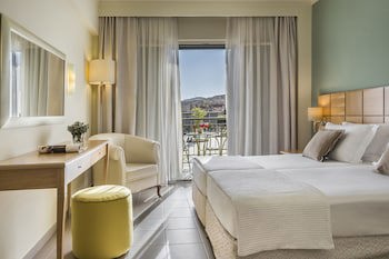 Ionian Plaza Hotel