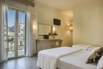 Ionian Plaza Hotel