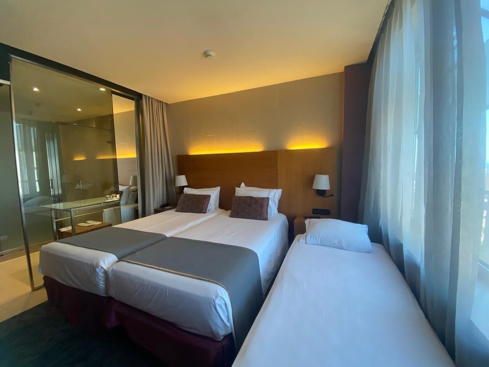 Hotel Badalona Tower