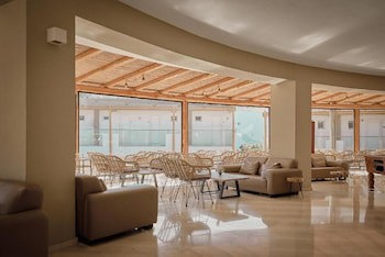 Malia Bay Beach Hotel & Bungalows fotoğrafı