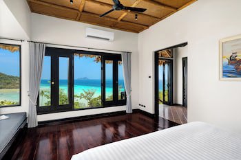 Saii Phi Phi Island Village