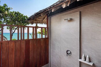 Saii Phi Phi Island Village