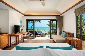 Saii Phi Phi Island Village