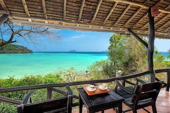 Saii Phi Phi Island Village
