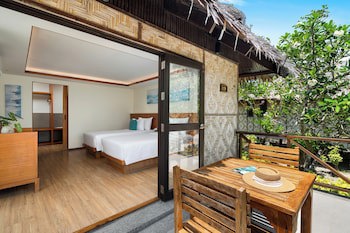 Saii Phi Phi Island Village