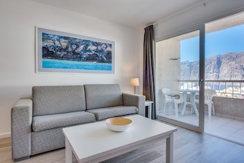 Apartamentos Vigilia Park