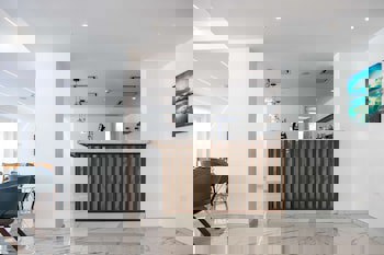 Best Western Plus Larco Hotel