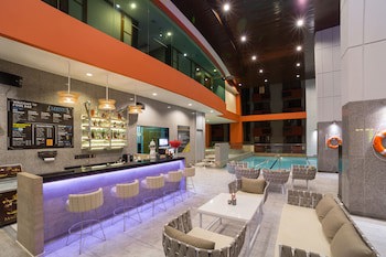 Bandara Silom Suites