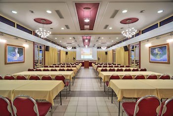 Angelika Pallas Hotel