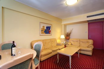 Angelika Pallas Hotel