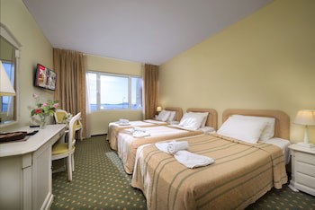 Angelika Pallas Hotel