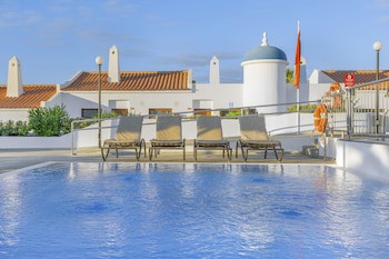 Sunset View Club