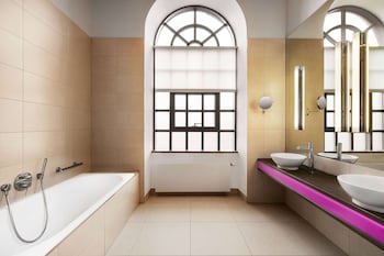 Vienna House By Wyndham Andel's Lodz