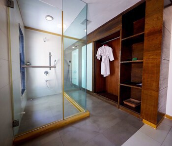 Blue Ocean The Fern Resort & Spa, Ganpatipule