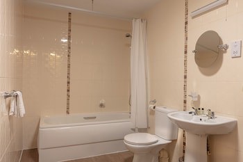 George & Pilgrims Hotel