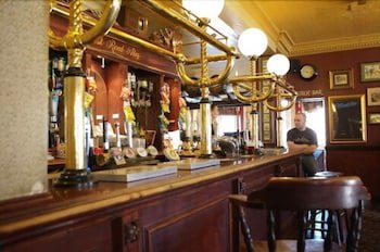 George & Pilgrims Hotel