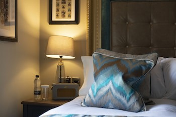 The Kings Arms And Royal Hotel, Godalming, Surrey