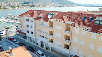 Hotel Trogir Palace