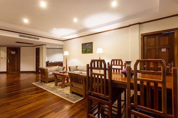 Empress Angkor Resort & Spa
