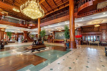 Empress Angkor Resort & Spa