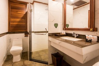 Empress Angkor Resort & Spa