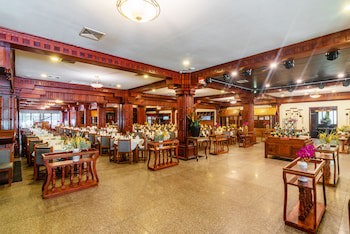Empress Angkor Resort & Spa
