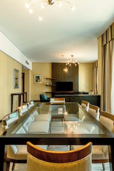 Time Oak Hotel & Suites galeri fotoğrafı