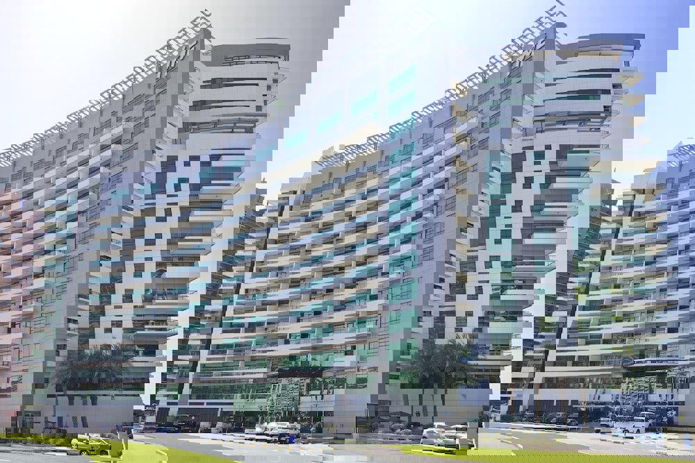 Time Oak Hotel & Suites