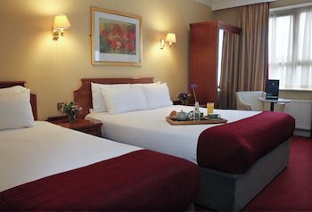 Eyre Square Hotel