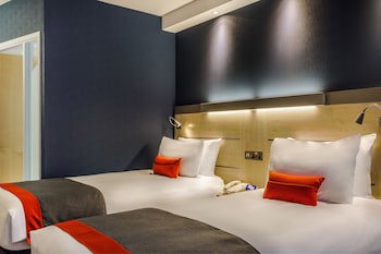Holiday Inn Express London-Watford Junction, An Ihg Hotel