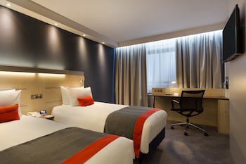 Holiday Inn Express London-Watford Junction, An Ihg Hotel