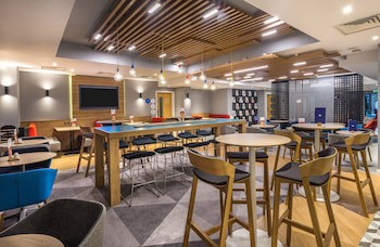 Holiday Inn Express London-Watford Junction, An Ihg Hotel