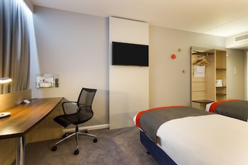 Holiday Inn Express London-Watford Junction, An Ihg Hotel