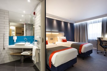 Holiday Inn Express London-Watford Junction, An Ihg Hotel