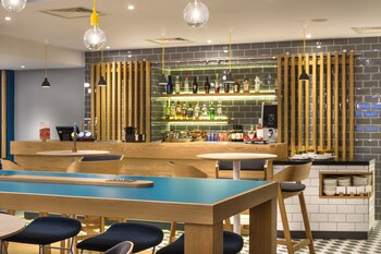 Holiday Inn Express London-Watford Junction, An Ihg Hotel