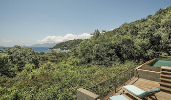 Four Seasons Resort Seychelles