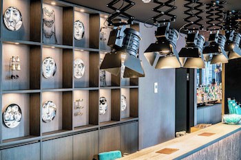 Motel One Berlin-KuDamm fotoğrafı