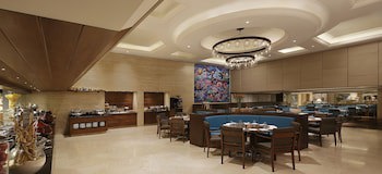 Grand Mercure Vadodara Surya Palace Hotel